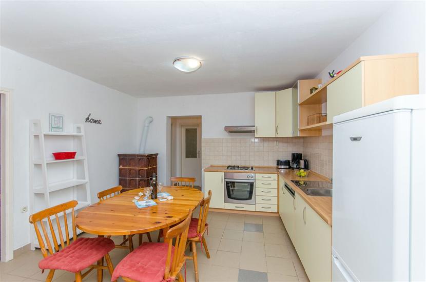 Apartment A1, for 5 persons