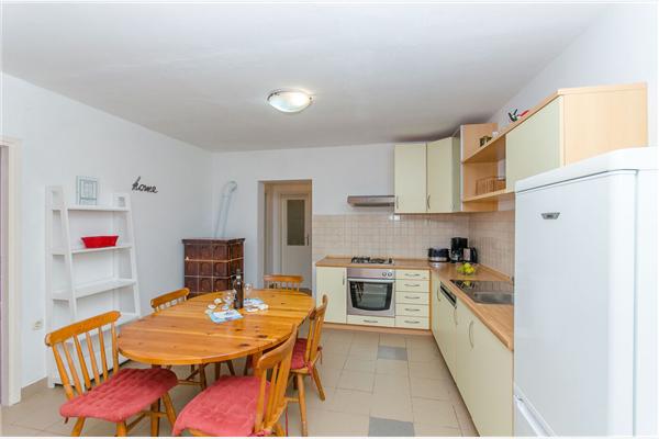 Apartment A1, for 5 persons