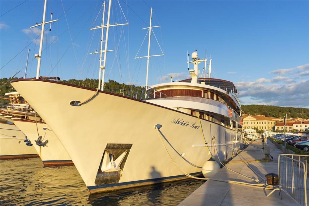 Adriatic-Pearl-front-view