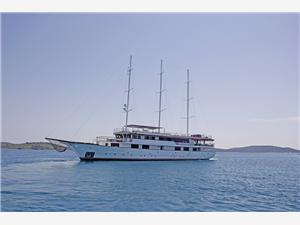 Voyage-ship-side-view2