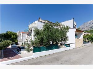 House Nikola Makarska, Size 16.00 m2, Airline distance to the sea 50 m, Airline distance to town centre 300 m