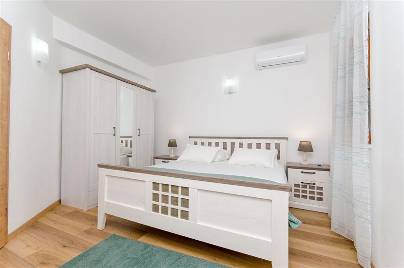 Apartment A1, for 3 persons