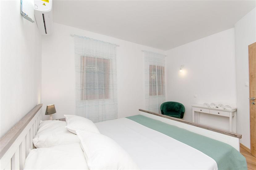 Apartment A1, for 3 persons