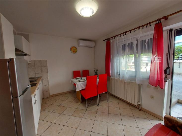 Apartment A1, for 4 persons