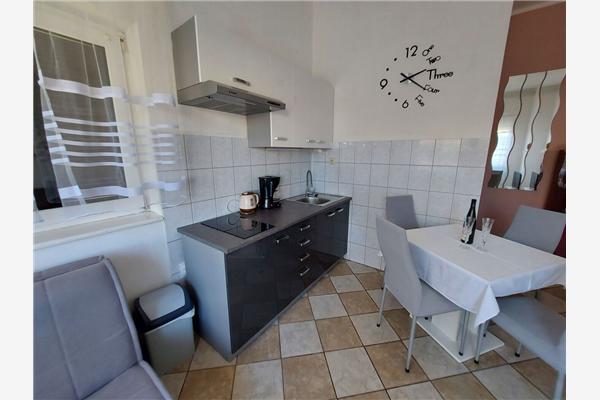 Apartment A2, for 3 persons