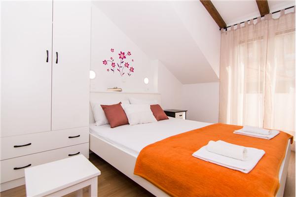 Apartman A2, za 4 osoba/e