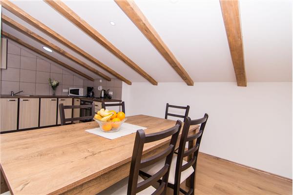 Apartman A2, za 4 osoba/e