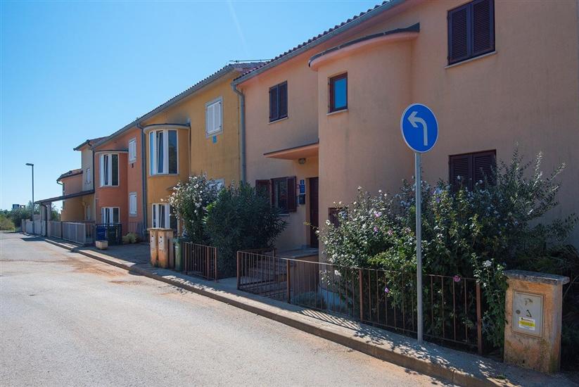 Apartmaji House Ulika