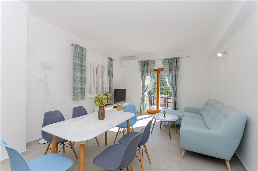 Apartment A2, for 4 persons