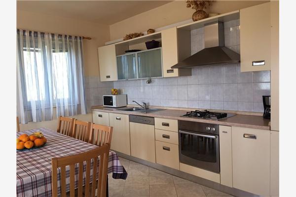 Apartment A1, for 8 persons