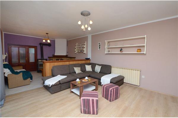 House K1, for 8 persons