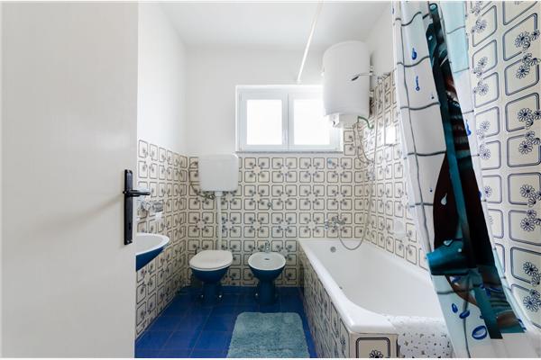 Apartment A1, for 5 persons