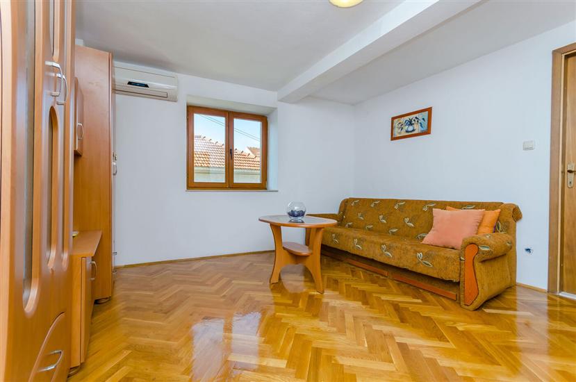 Apartment A2, for 2 persons
