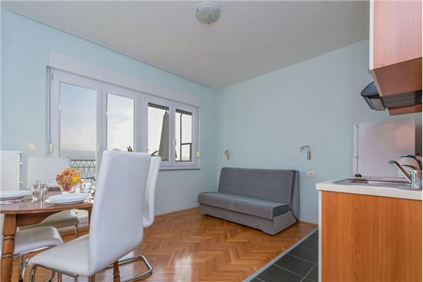 Apartment A8, for 4 persons