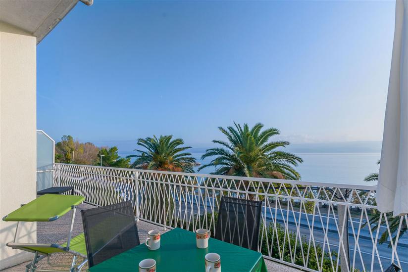 Apartment A8, for 4 persons