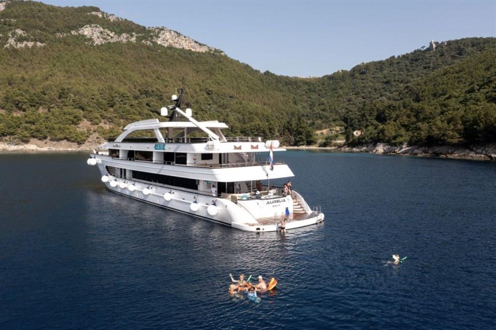 Aurelia-luxury-ship-side-view