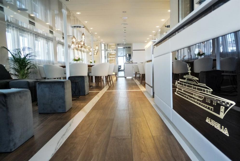 Aurelia-Luxury-ship-dining-area