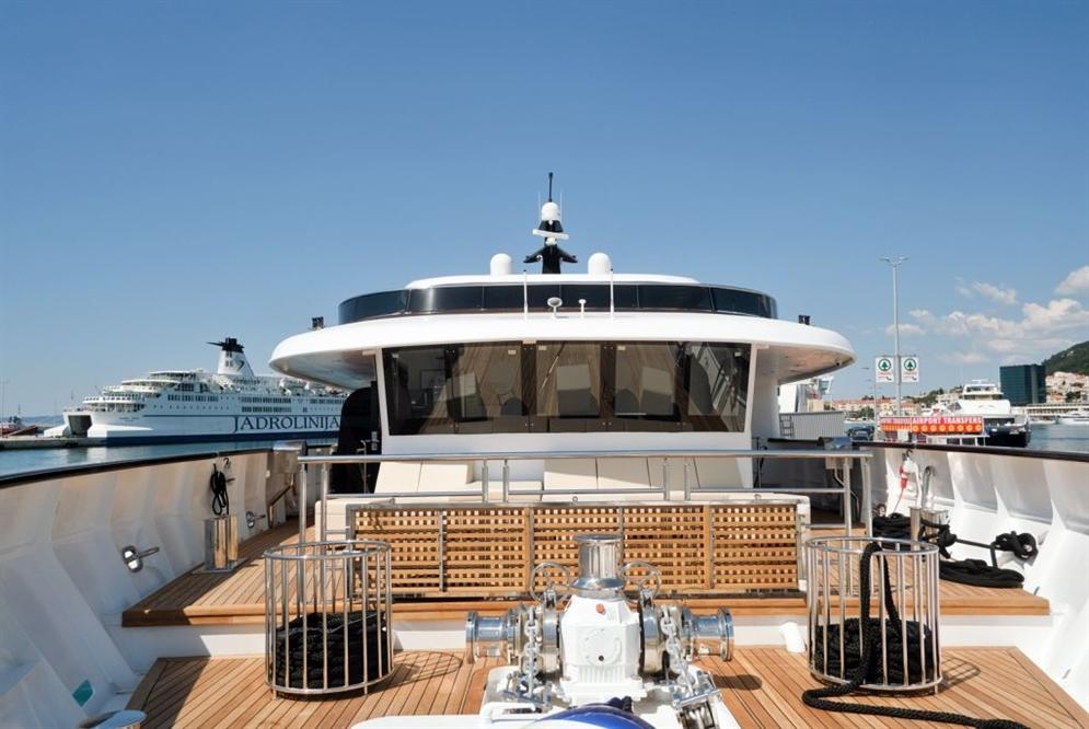 Aurelia-deluxe-ship-outside-deck-area