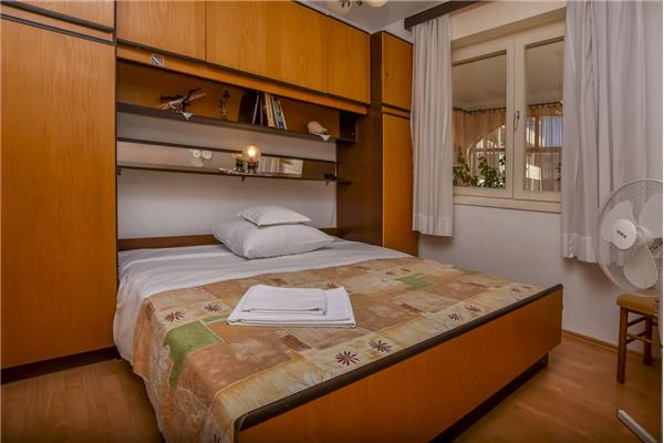 Apartment A1, for 5 persons
