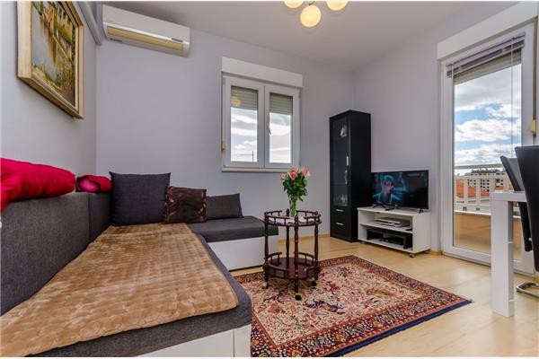 Apartment A1, for 5 persons