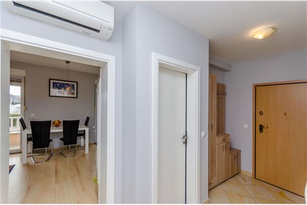 Apartment A1, for 5 persons
