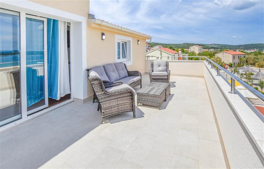 Apartment A1, for 8 persons