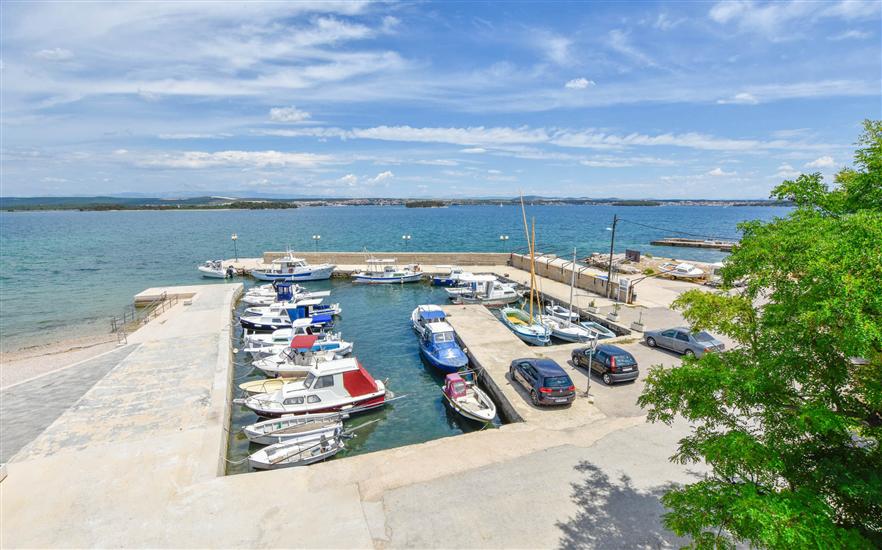 Apartment A1, for 8 persons