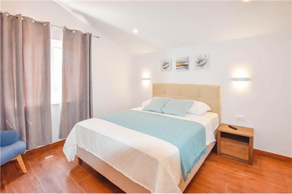 Apartment A1, for 8 persons