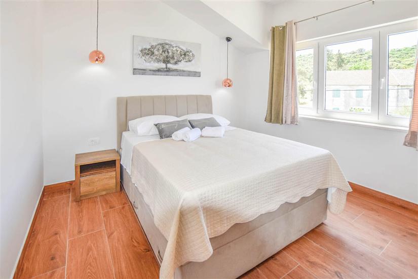 Apartment A1, for 8 persons