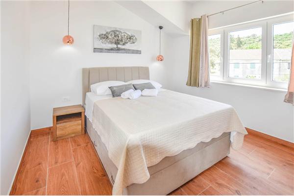 Apartment A1, for 8 persons