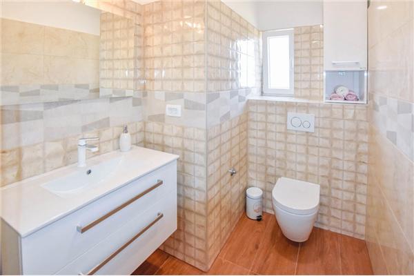 Apartment A1, for 8 persons