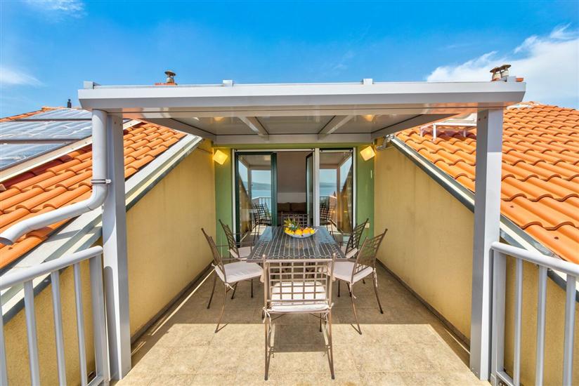 Apartment A4, for 6 persons