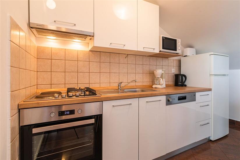 Apartment A4, for 6 persons