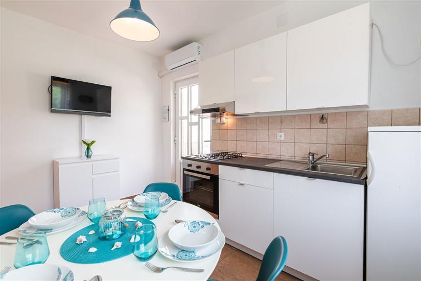 Apartment A5, for 5 persons