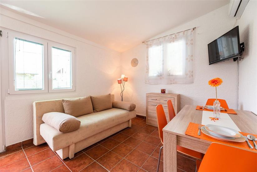 Apartment A6, for 4 persons