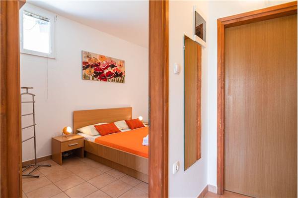 Apartment A6, for 4 persons