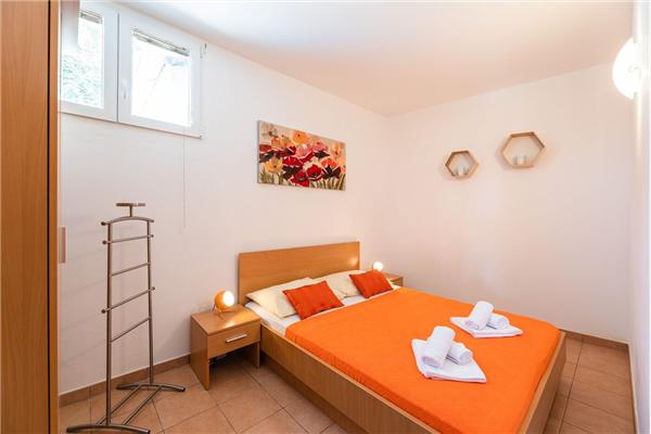 Apartment A6, for 4 persons