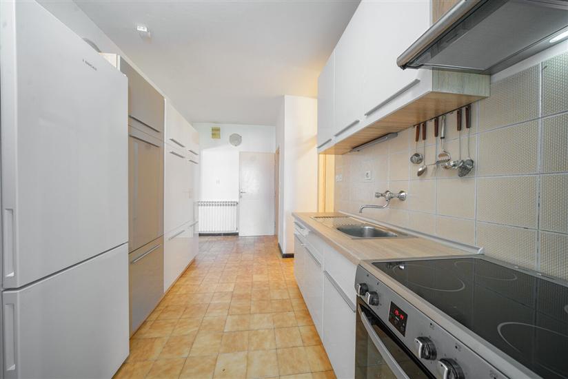 Apartment A6, for 7 persons