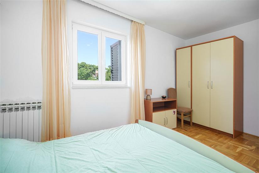 Apartment A6, for 7 persons