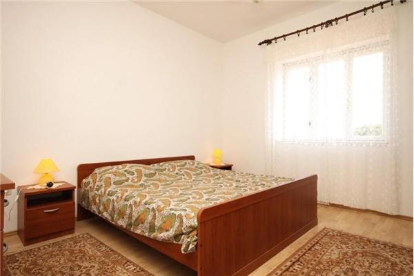 Apartment A1, for 5 persons