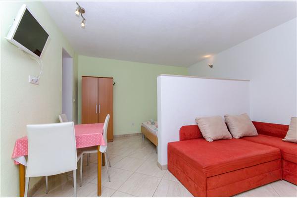 Apartment A4, for 3 persons