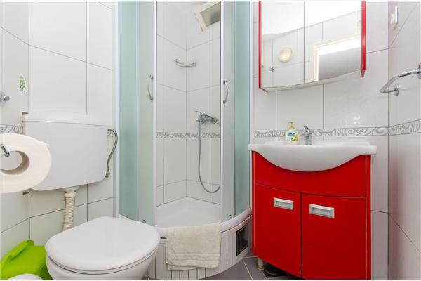 Apartment A4, for 3 persons