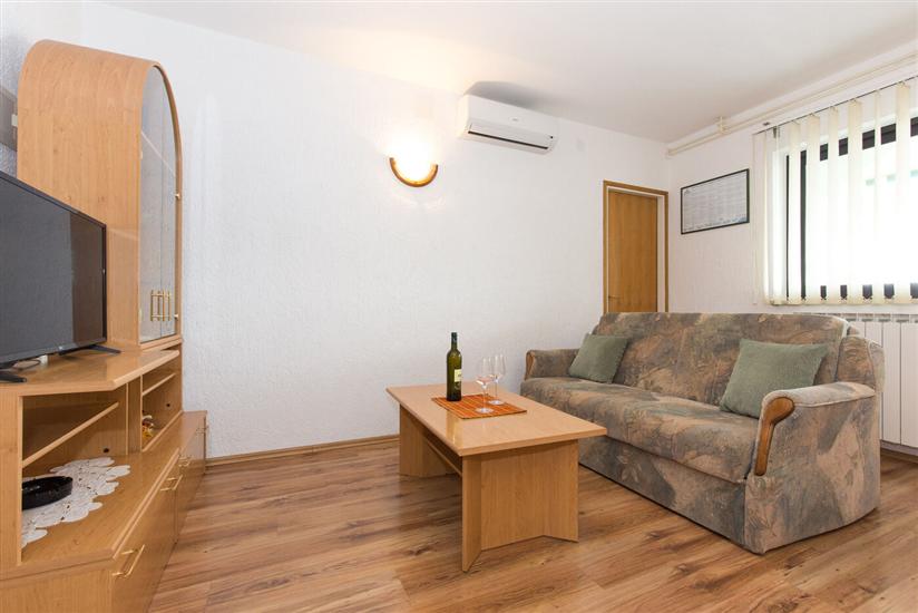 Apartment A2, for 4 persons