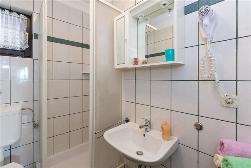 Apartment A2, for 4 persons