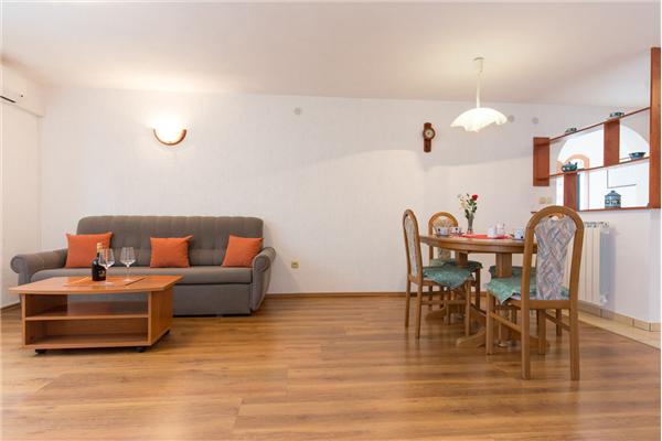 Apartment A3, for 5 persons