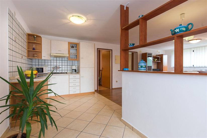 Apartment A3, for 5 persons