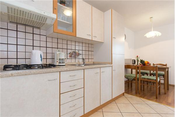 Apartment A4, for 4 persons