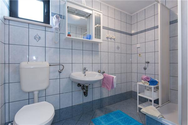 Apartment A4, for 4 persons