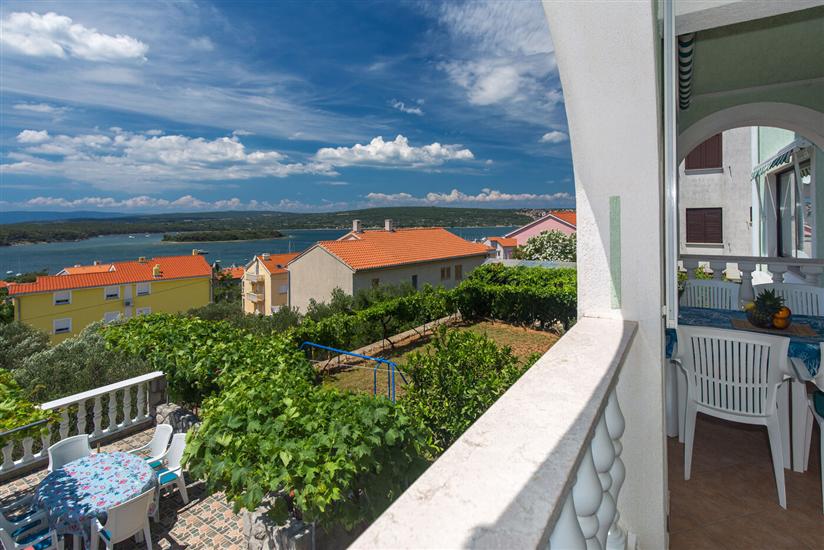 Apartment A1, for 4 persons