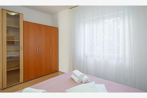 Lägenhet A4, för 6 personer